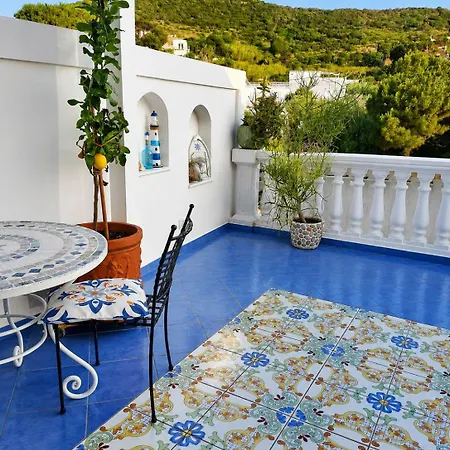 Casa Simonetta Il Roseto Ponza